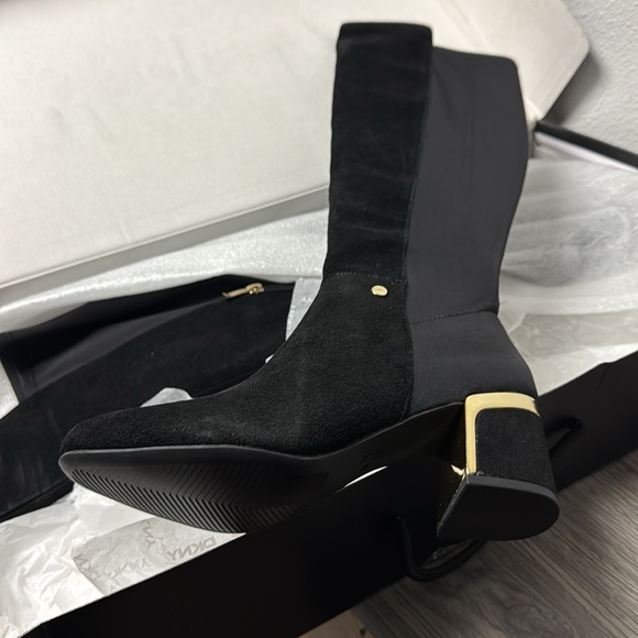 DKNY Women's Cora Boots - Picture 3 of 5